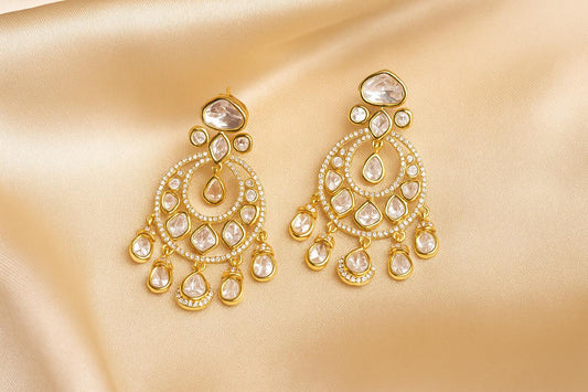 Brass Essentials: Elevate Your Daily Style from College to Cafe!