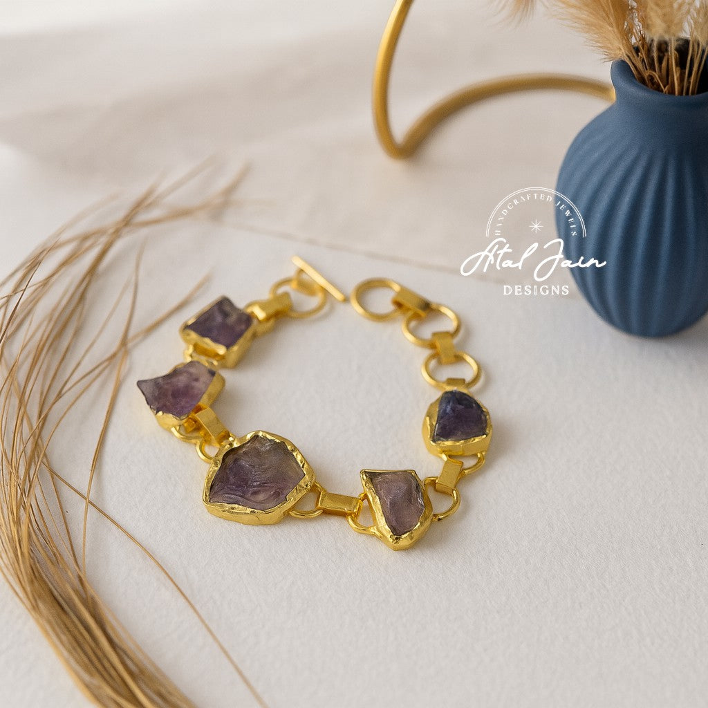 Divine Harmony Armlet