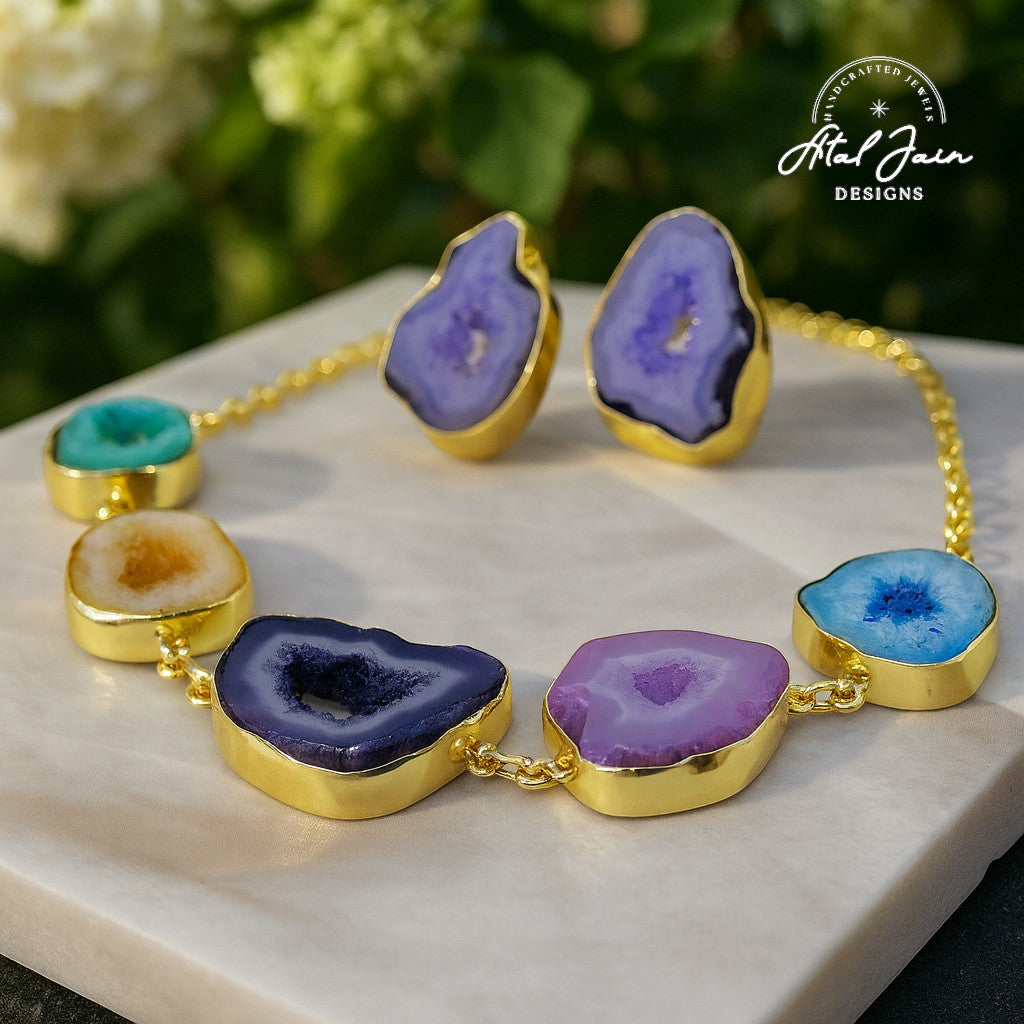Splendid Agate Gemstone Necklace with Earrings