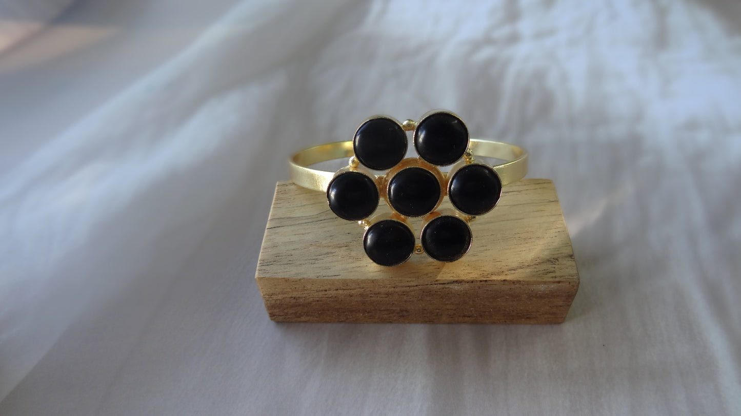 Dark Majesty Cuff