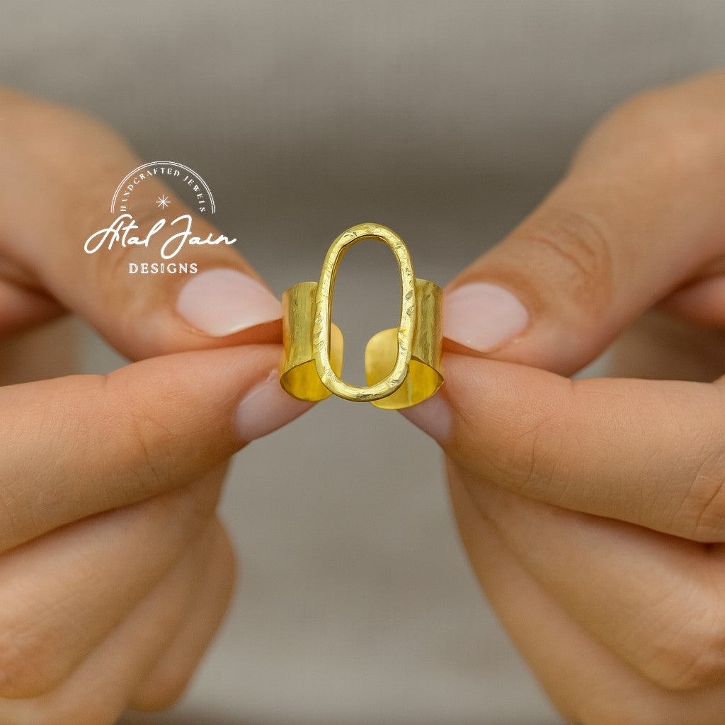 Exquisite Ocular Ring