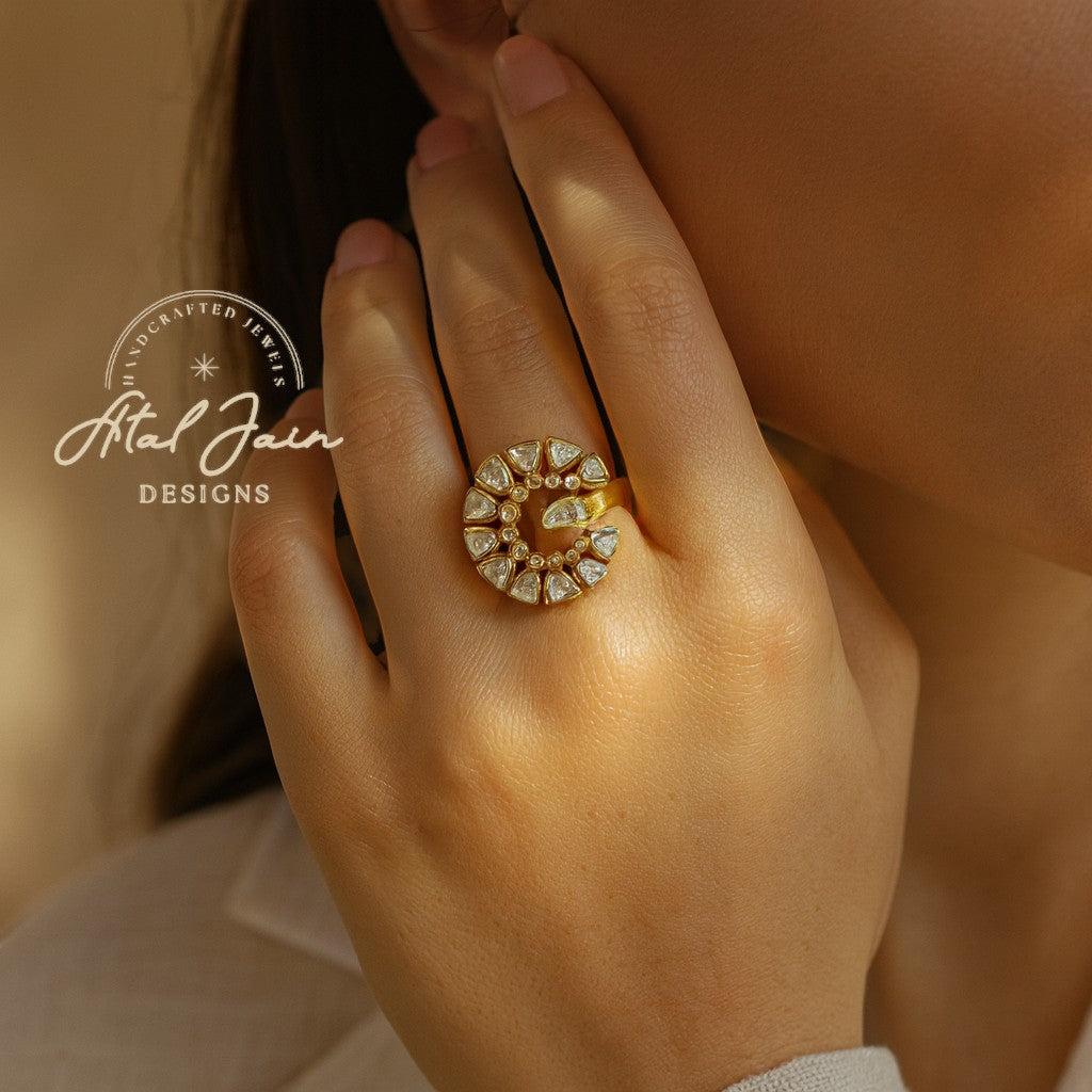 Zohra Royal Swirl Ring