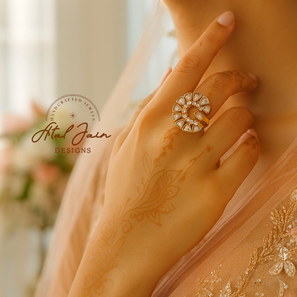 Zohra Royal Swirl Ring