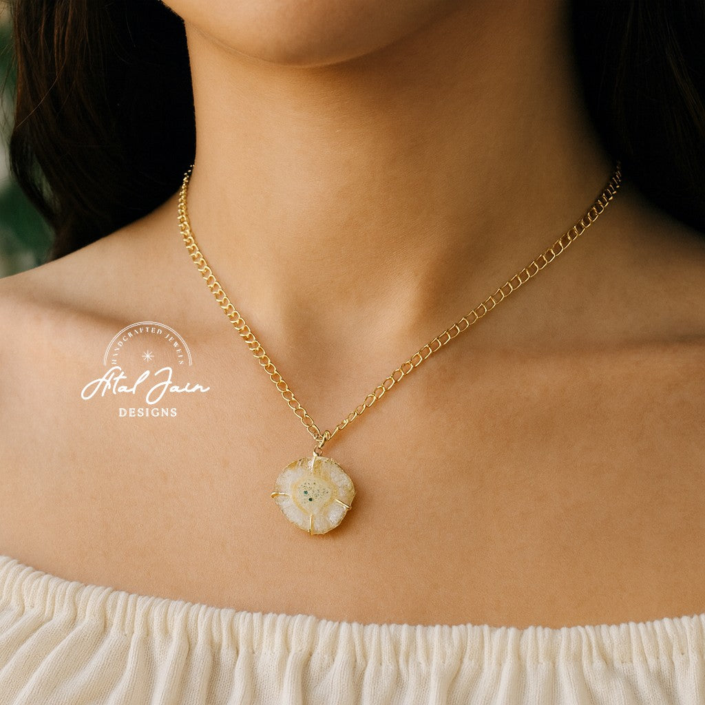 Gemstone Symphony: Agate on Gold Pendant