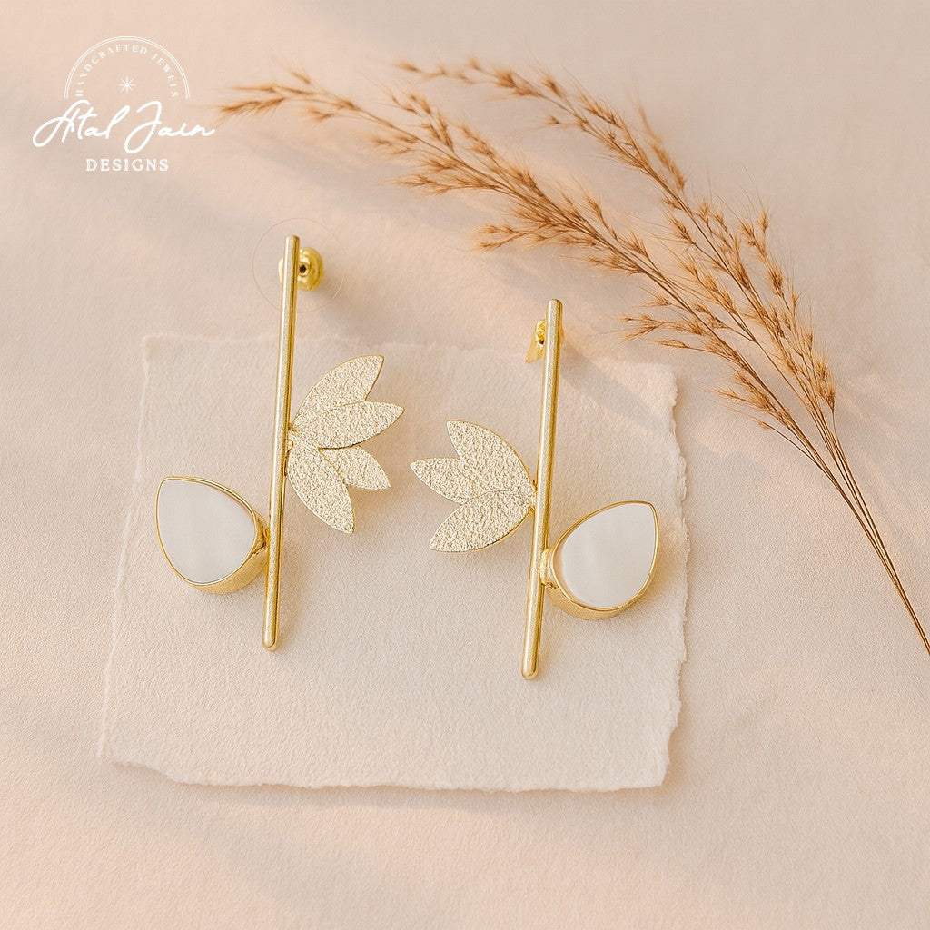 Serene Splendor: Gold Leaf Earrings