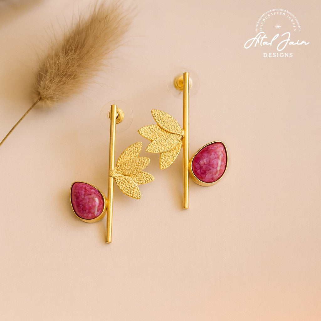 Serene Splendor: Gold Leaf Earrings