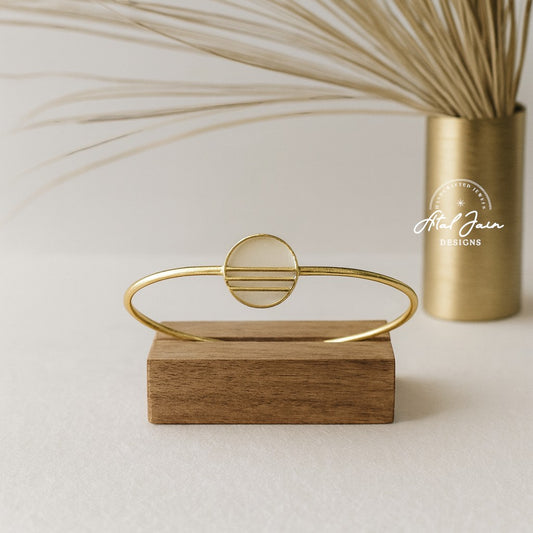 Golden Glow MOP Bracelet