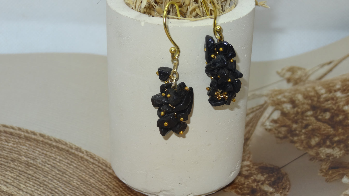 Grapes in Shadow: Elegant Earring Statement
