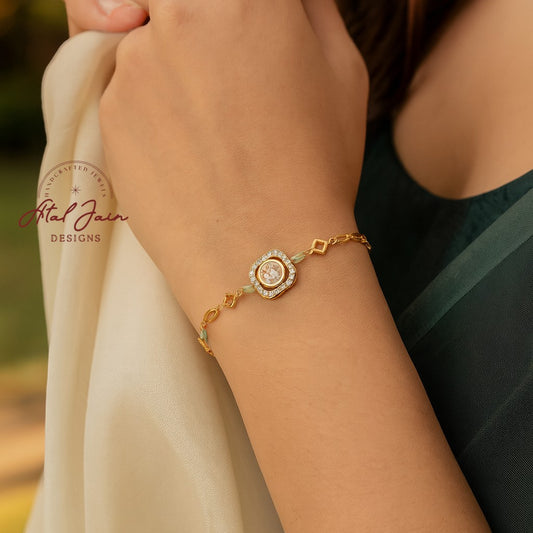 AARNA RADIANCE BRACELET