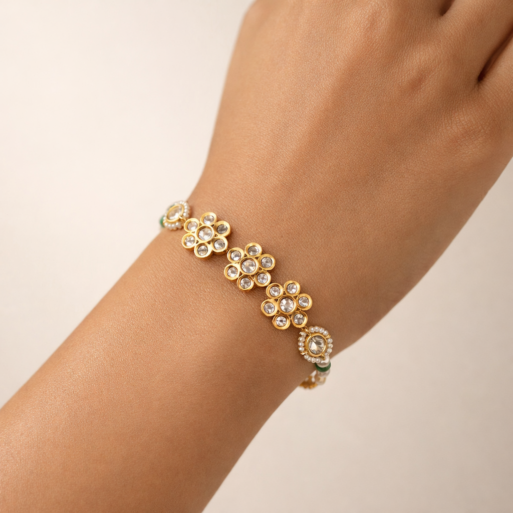 Aurora Floral Polki Bracelet – Elegant Floral Polki Bracelet with Adjustable Chain